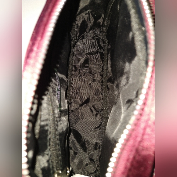 Wild Fable Women's Crossbody Bag Textile Purse Burgundy Solid Zip Pockets NWT - Picture 9 of 12